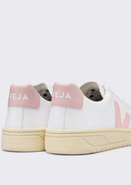 Veja v10 leather extra 2025 white petale dried petal