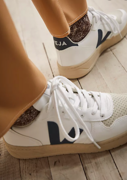 Veja V10 CWL White California | Shop ATAMIRA online NZ – Atamira Veja V10 CWL White California | Shop ATAMIRA online NZ – Atamira