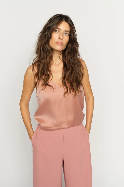 Astrid V-Neck Silk Tank Top Peachy