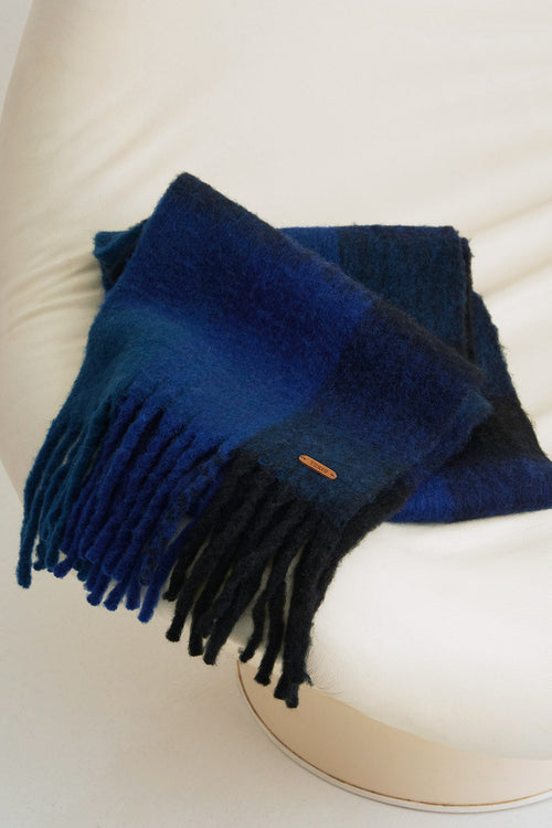 Yerse Scarf Blue Checks