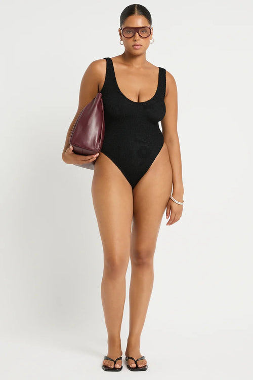 Curve Mara One Piece  Black