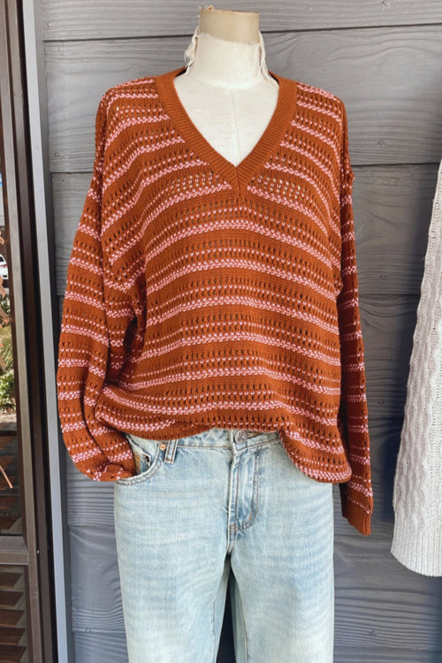 Tatano Trellis V-Neck Rust Peony