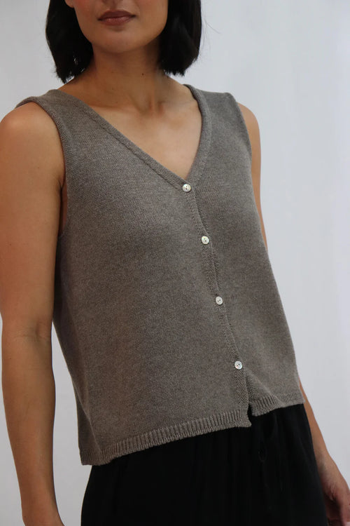 Hazel Vest Mocha