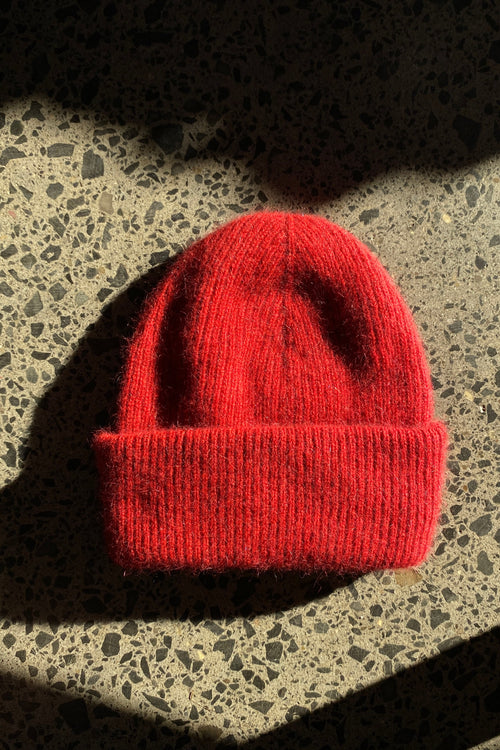 Possum Merino Silk Fine Rib Beanie Red