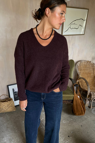 Thora V-Neck Knit Urban Chic