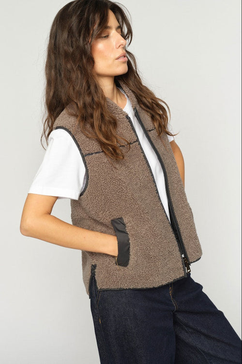 Rowe Teddy Waistcoat Falcon