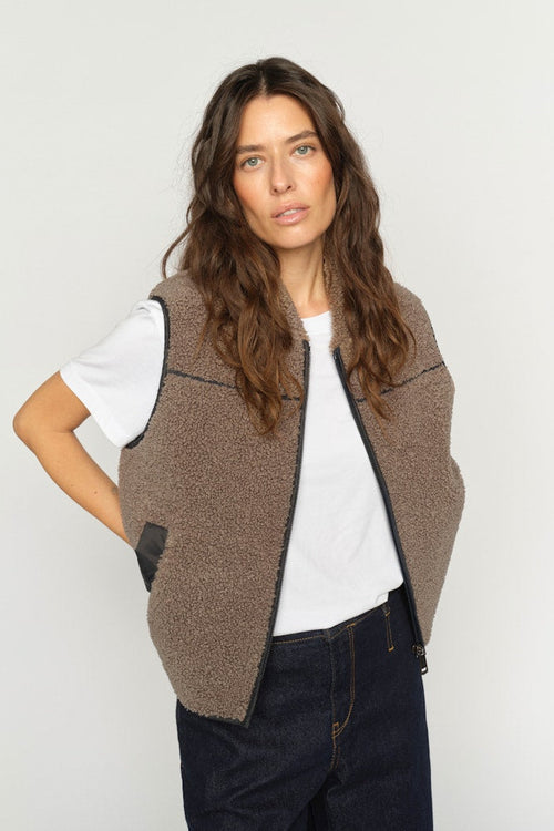 Rowe Teddy Waistcoat Falcon