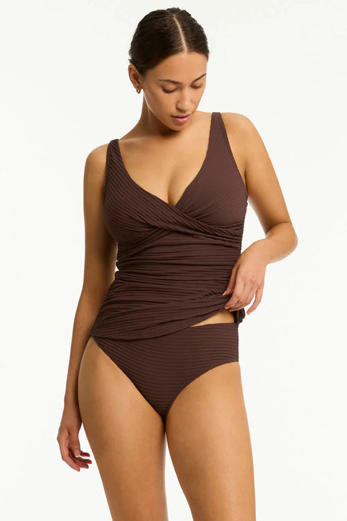 Spinnaker Cross Front Multifit Singlet Top Cocoa