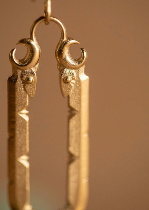 Ngā Kaitiaki Awa Earrings Gold