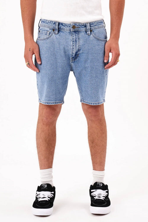 A3 Straight Short Larry Light Vintage Indigo