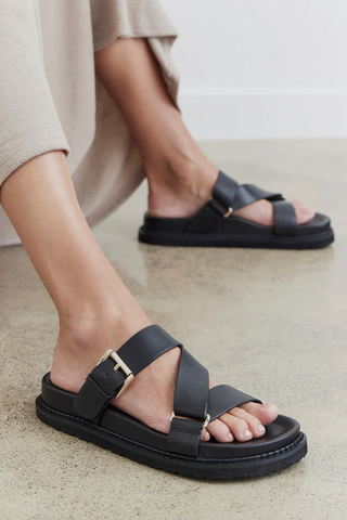 Kyah Suede Slide Black