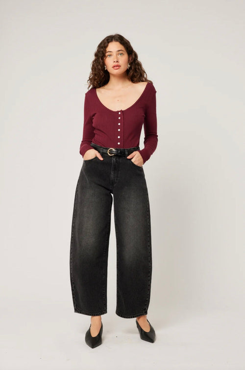Gigi Barrel 80s Black
