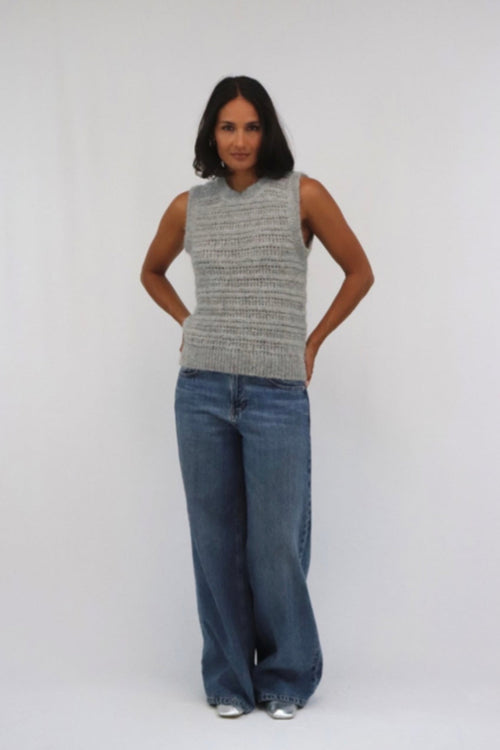 Theo Vest Silver