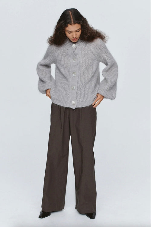Cait Cardigan Cygnet