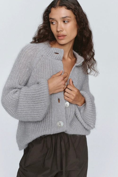 Cait Cardigan Cygnet