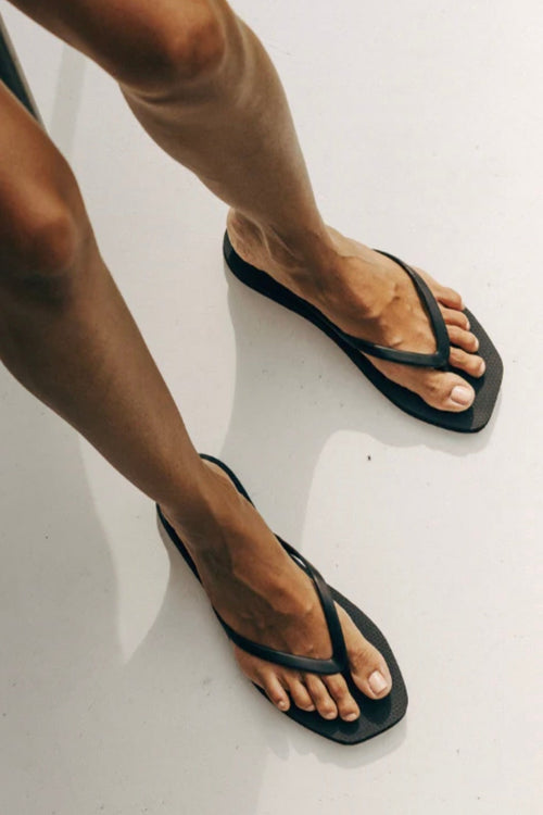 Sandos Square Flip Flop Black