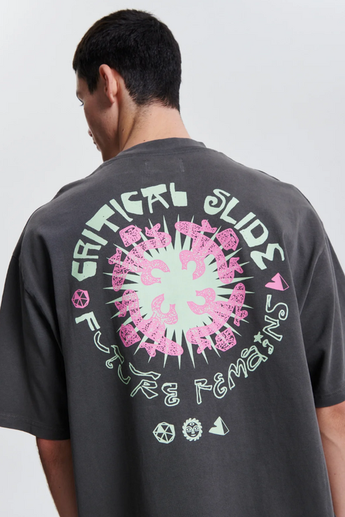 Remains Tee Ashphalt