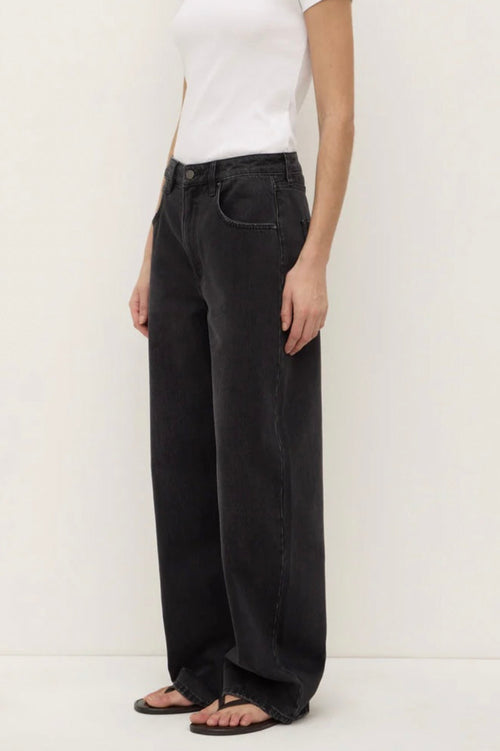 Low Curve Mid Rise Faded Black