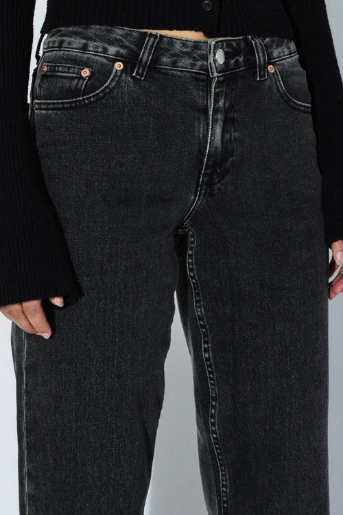 Addy Aged Black