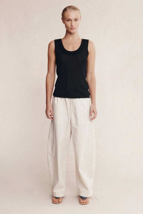 Veneda Singlet Black