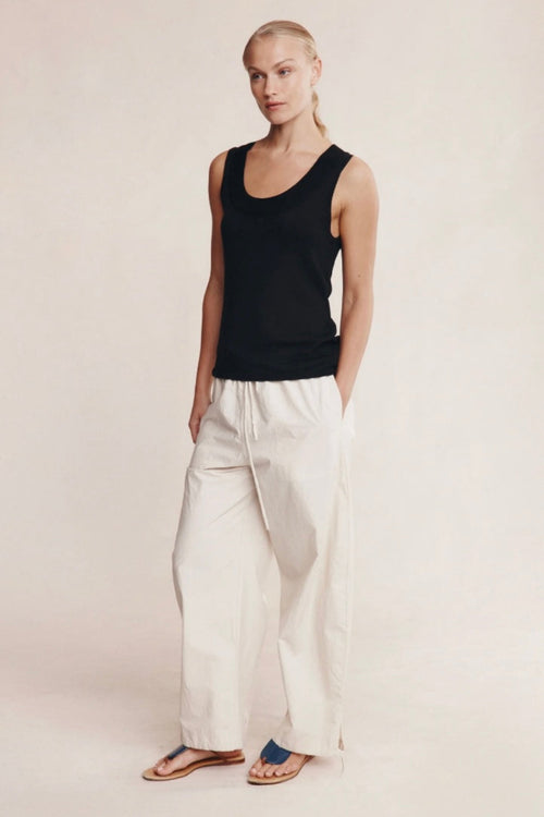 Veneda Singlet Black