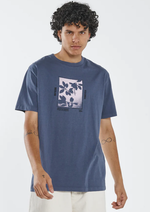 Collective Experience Merch Fit Tee Velvet Blue