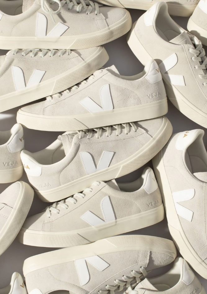 Veja 2025 natural white