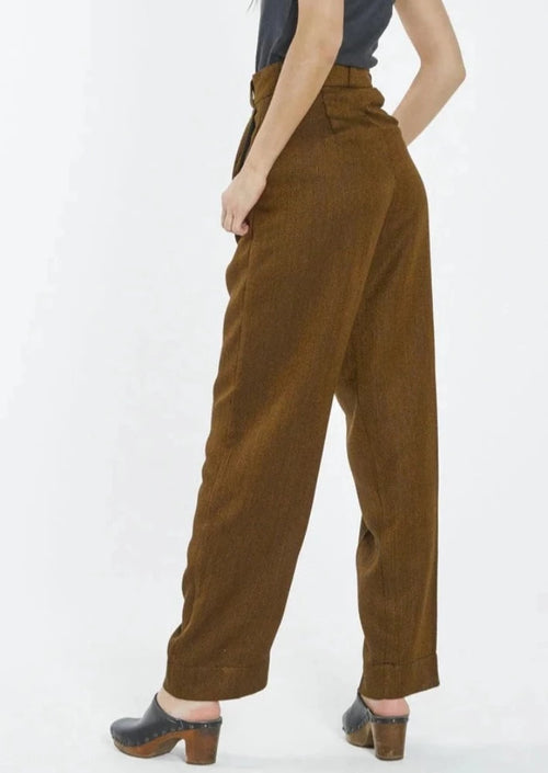 Restraint Tapered Pant Gold